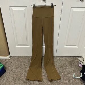 Lululemon Groove SHR Nulu Flared Pant Regular 32.5” All Spice